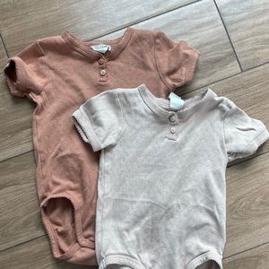 HM pointelle onesies